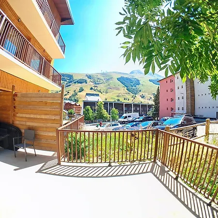 Spacieux Aux Deux Alpes Avec Terrasse Et 10 Couchages - Fr-1-811-44 Appartement